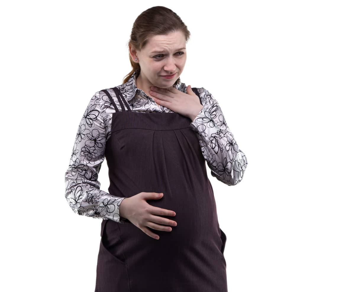 How to Deal with Pregnancy Pain pregnant woman with heartburn