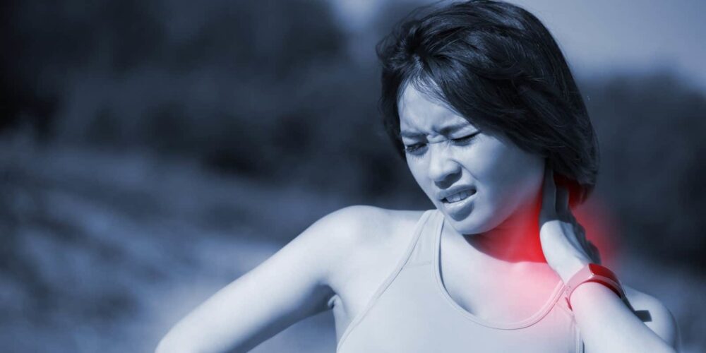 manage back and neck pain as an athlete
